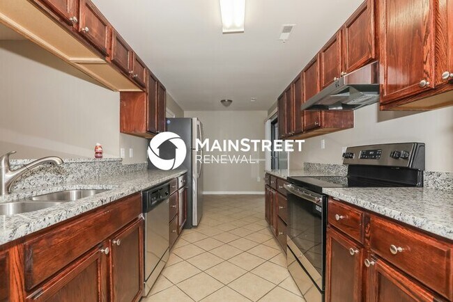 Building Photo - 3 Bedroom Pet-Friendly Home in Pineville, NC with Main Street Renewal