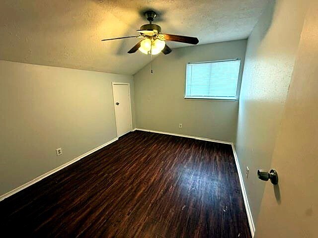Building Photo - 10028 Ridgecoral Dr