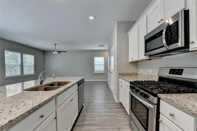Building Photo - 125 Osprey Overlook Dr