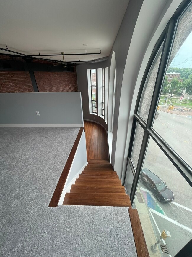 Building Photo - 340 Central Avenue