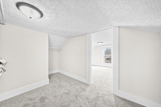 Building Photo - 2709 Kilbourne Ave