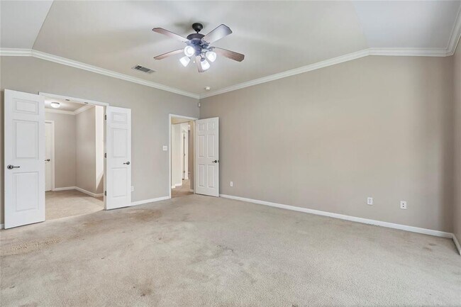 Building Photo - 4205 Fairmeadow Dr