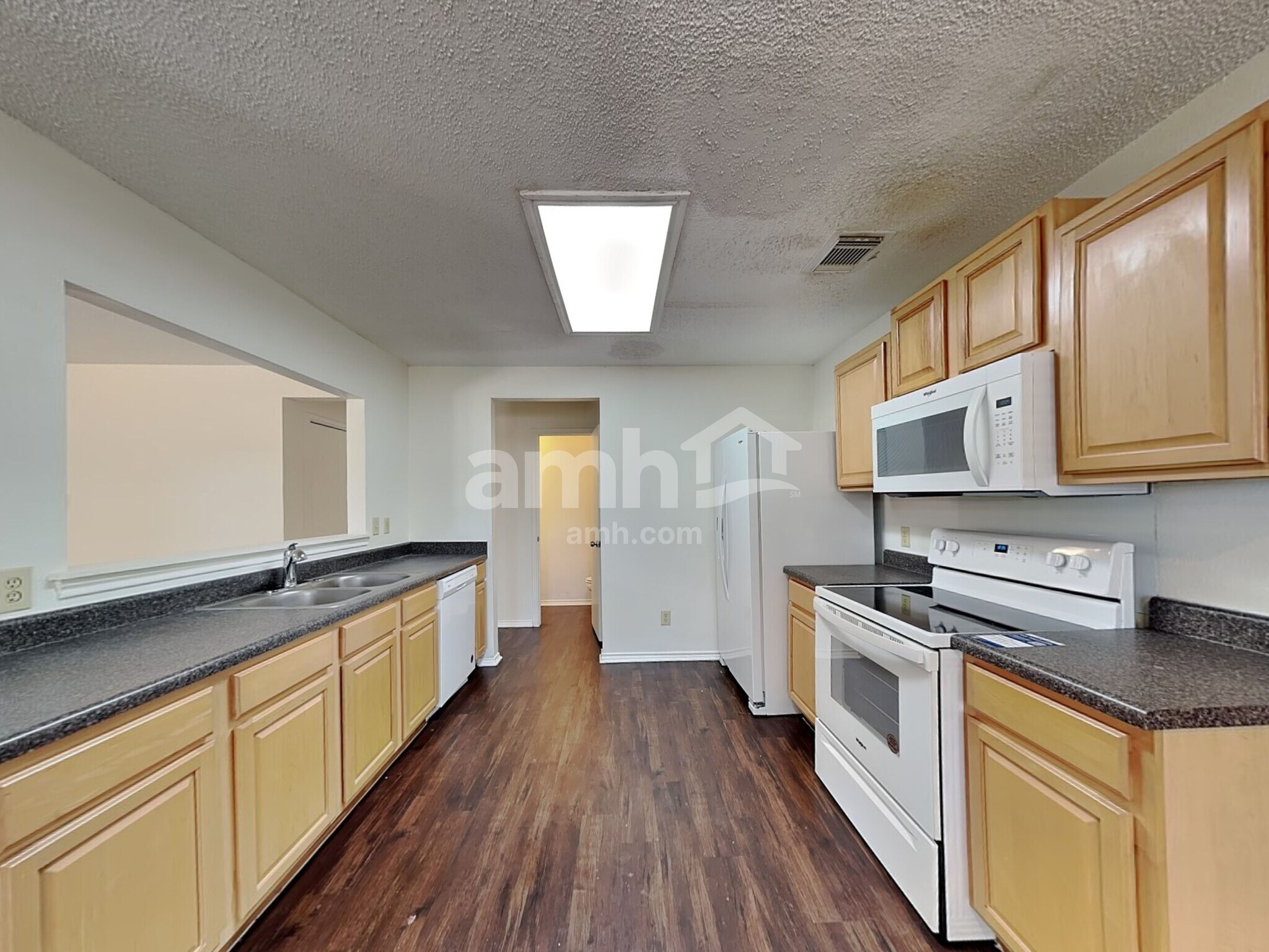 Building Photo - 8334 Tavern Pt