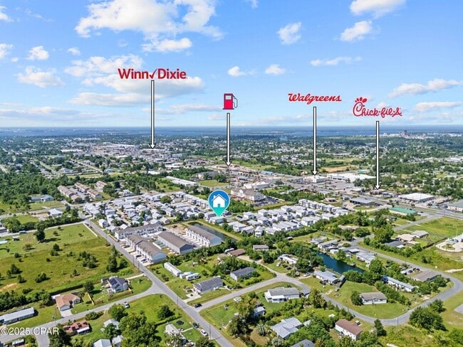 Building Photo - 326 Raven Ln