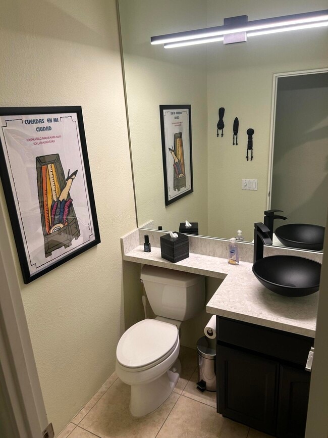 Building Photo - 49105 Casa Del Rio