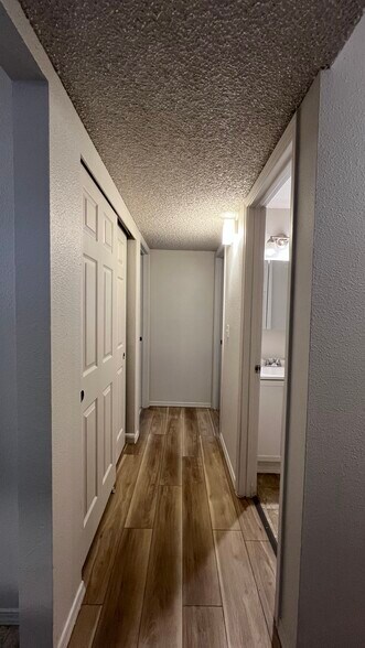 Building Photo - 14801 132nd Ave E