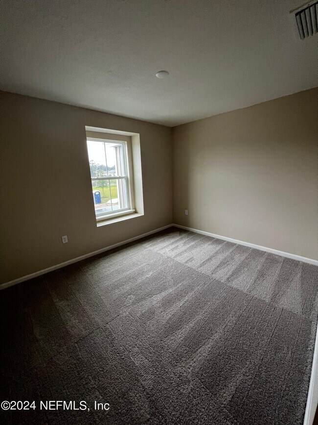 Building Photo - 11804 Beardgrass Wy