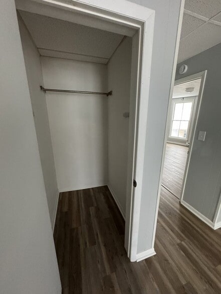 Building Photo - 219 N Main St