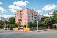 Building Photo - 1 Alhambra Cir