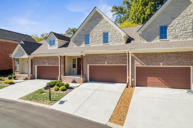 Building Photo - 118 Nickolas Cir