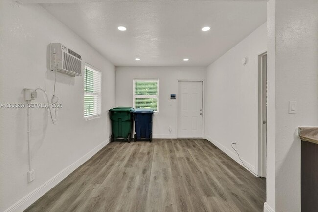 Building Photo - 26620 SW 138th Ct