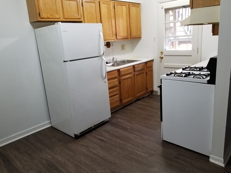 Knollridge Garden Apartments 2551 Holiday Rd Coralville IA 52241