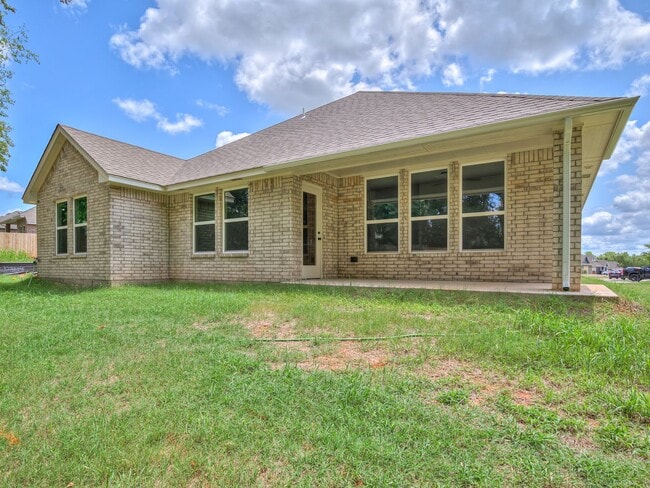 Building Photo - Brand New Home For Lease Noble OK