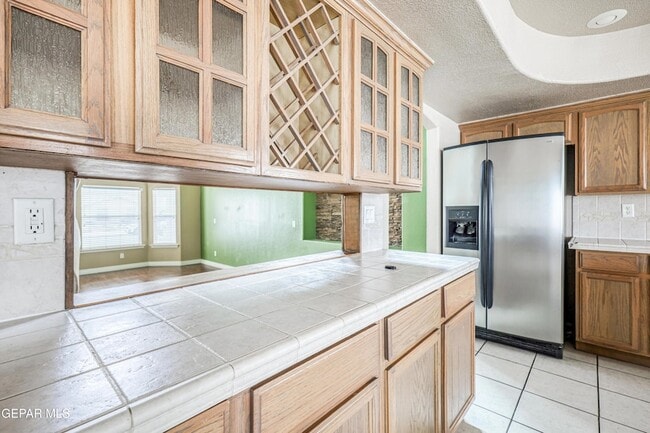 Building Photo - 4733 R L Shoemaker Dr