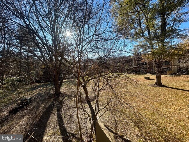 Building Photo - 5645 Harpers Farm Rd