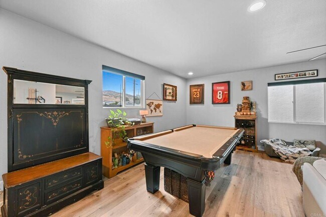 Building Photo - Elegant Single-Story Home with Resort-Style Pool