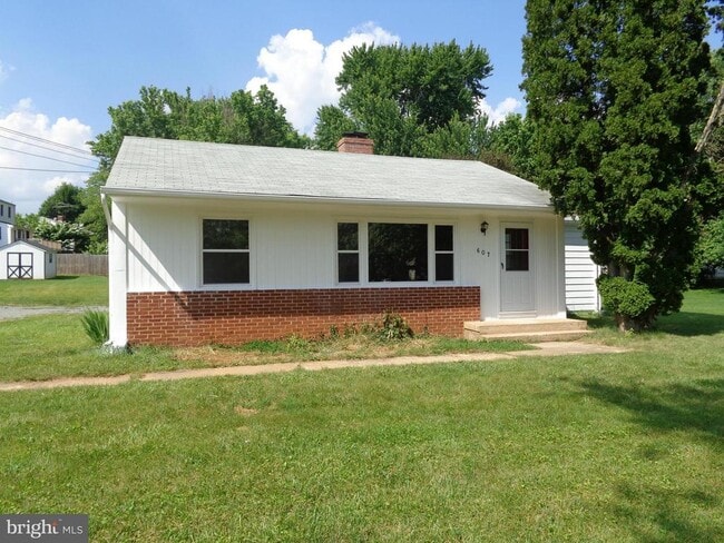 Building Photo - 607 Waterloo Rd