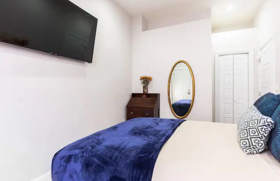 Building Photo - 286 Hendrix St