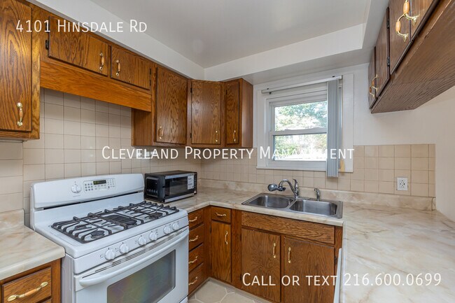 Building Photo - 4101 Hinsdale Rd