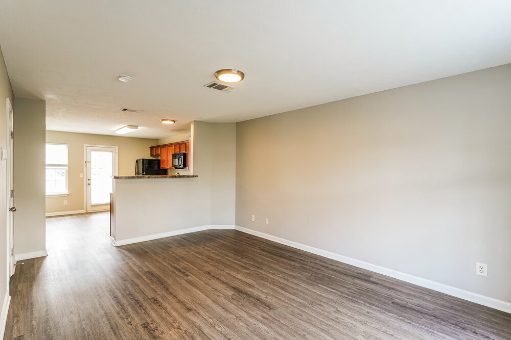 Building Photo - 8033 Logan Dr
