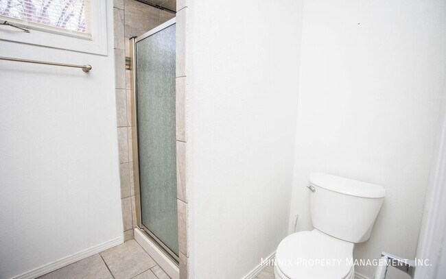 Building Photo - 6309 Nashville Dr