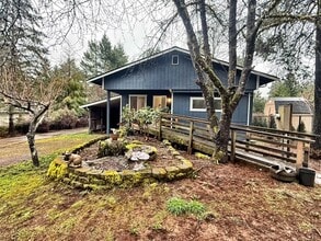 Building Photo - 90 E Balbriggan Rd