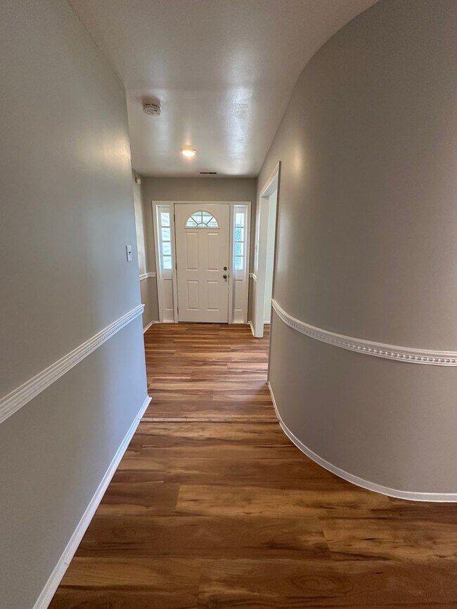 Building Photo - 3 Bedroom 1 bath - Willingboro