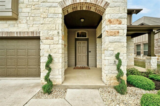 Building Photo - 1917 Gabrielles Way