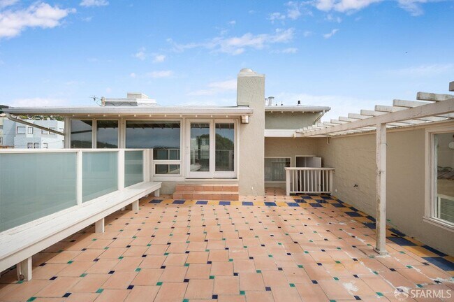Building Photo - 351 Santa Ana Ave