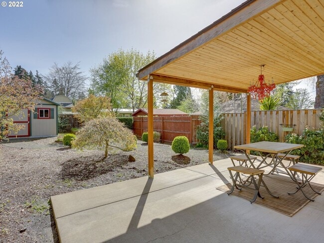 Building Photo - 11464 SW 96th Ave