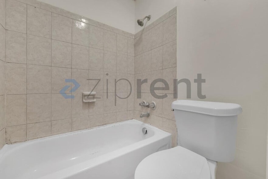 Building Photo - 7518 Needle Leaf Pl