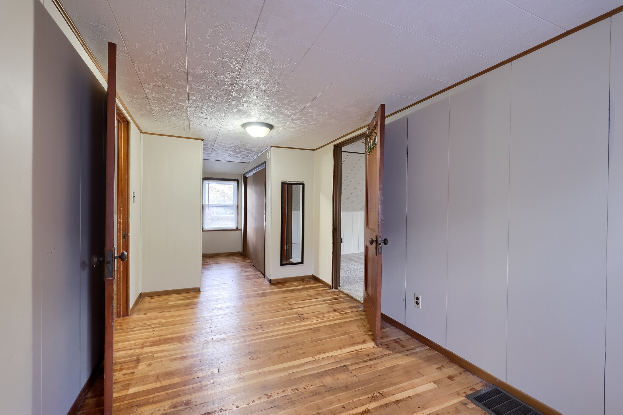 Building Photo - 123 N Spruce St