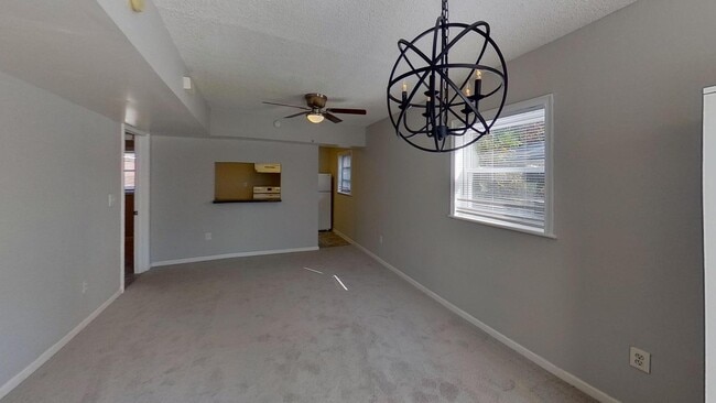 Building Photo - 3525 Creighton Rd SW