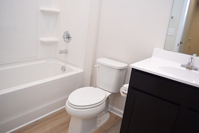 Building Photo - Modern 3-Bedroom Townhouse with Garage & Private Patio