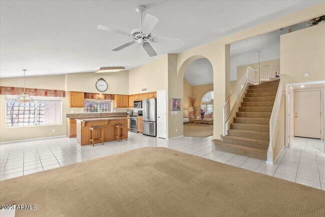 Building Photo - 4326 E Rancho Tierra Dr