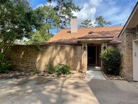 Building Photo - 3602 Chapel Square Dr