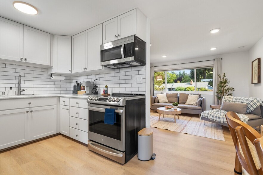 Building Photo - 23006 63rd Ave W