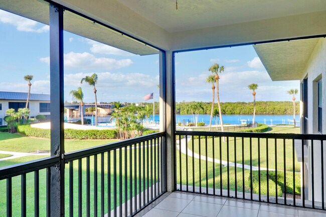 Building Photo - 275 S Beach Rd