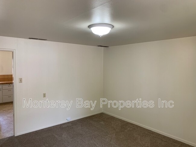 Building Photo - 109 Solano Ave