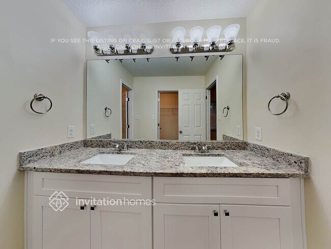 Building Photo - 701 Morton Farm Rd