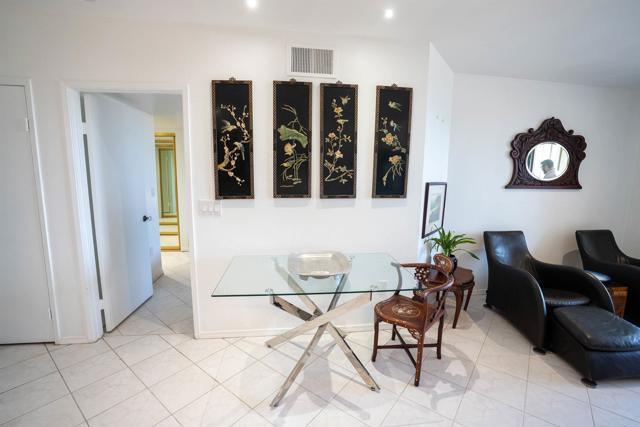 Building Photo - 3098 Rue D’Orleans