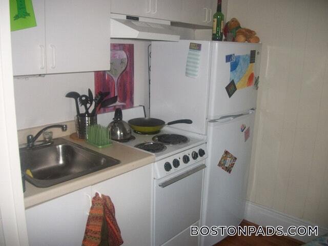 Building Photo - 62 Boylston St