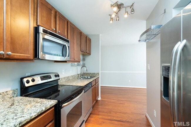 Building Photo - 213 N Boylan Avenue Unit A