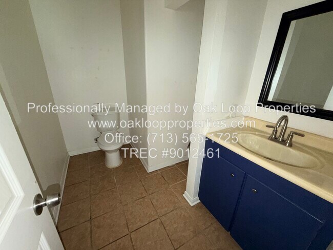 Building Photo - 12514 Safeguard St