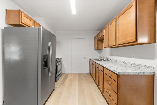 Building Photo - 136 Velarde Rd NW