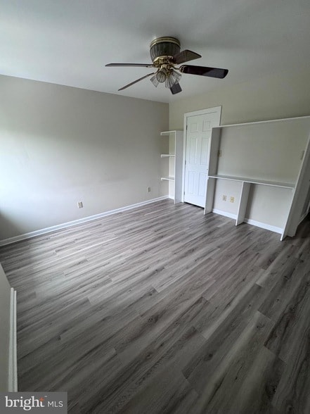 Building Photo - 2049 Lucas Ln