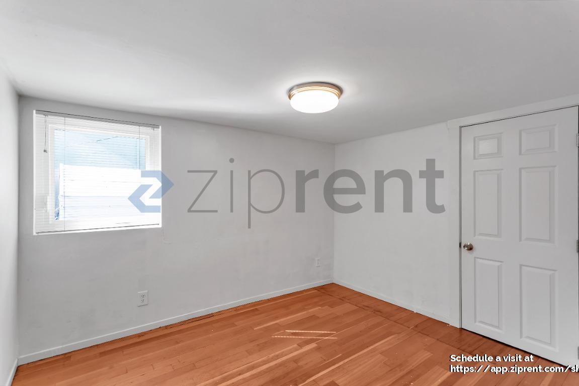 Building Photo - 1055 48th St