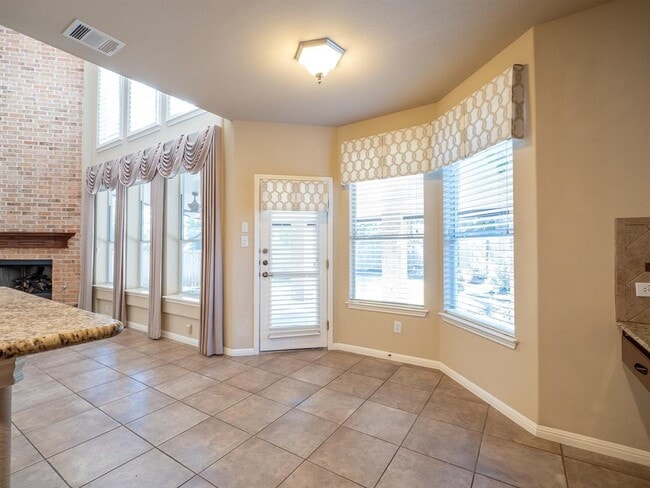 Building Photo - 5501 Fort Benton Dr