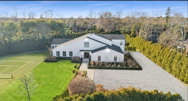 Primary Photo - 14 Oak Meadow Ln