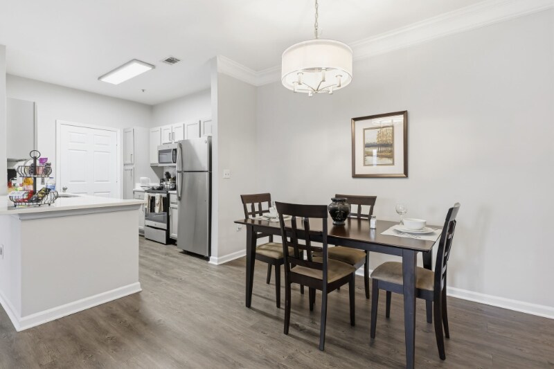 Building Photo - 1340 N Brickyard Rd